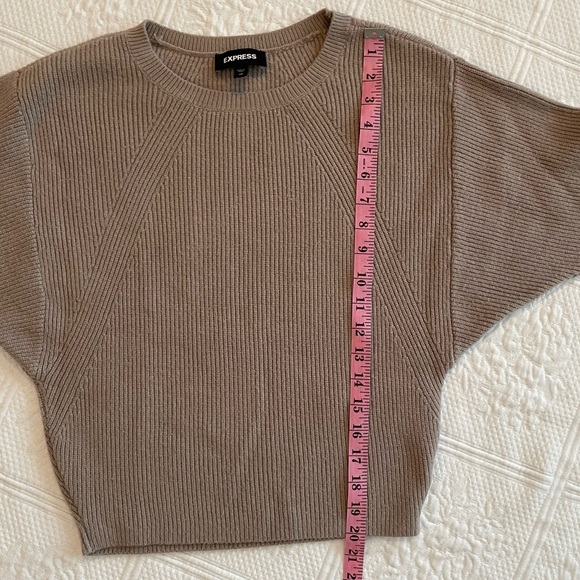 Express Crew Neck Dolman Sleeve Ribbed Sweater Tan/Brown - Picture 12 of 12